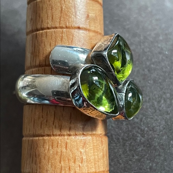 PERIDOT Native American Ring - Picture 6 of 12